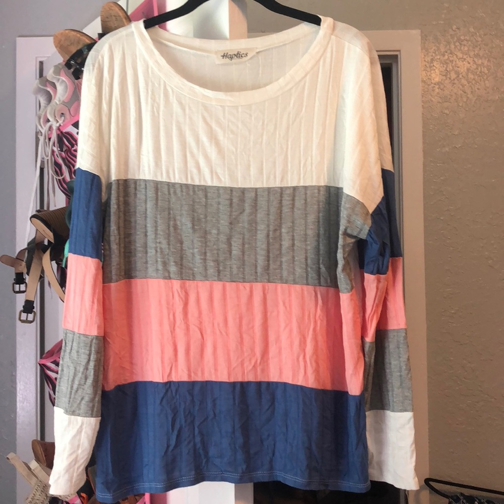 Like new boutique top